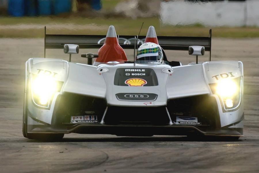  Audi R15 TDi ALMS 12hr of Sebring 2009 года  (фото 15 из 30)